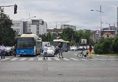 OVO TERORIŠE CEO NOVI SAD? Šaka jada blokadera zauzela raskrsnicu, DOKLE više!