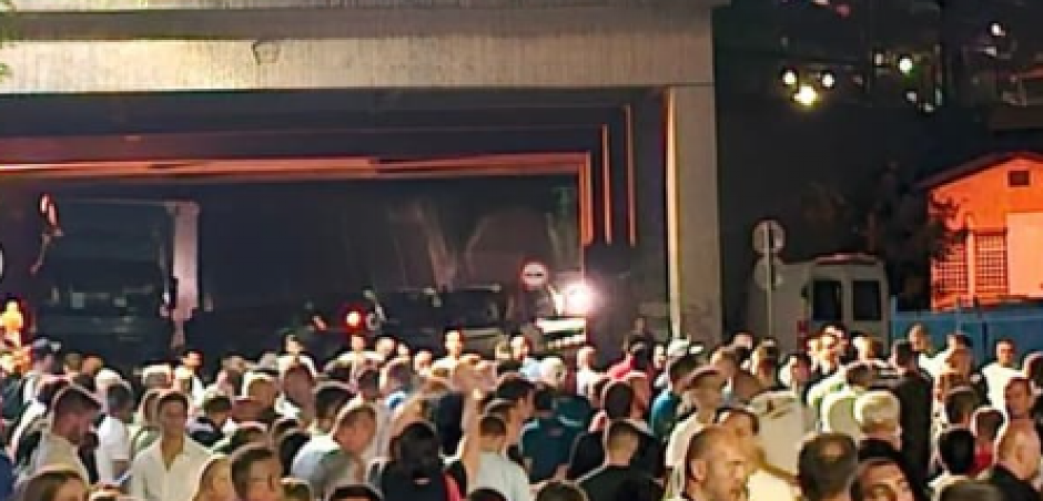 MALTRETIRAJU NAROD, BLOKIRALI SU MAGISTRALU Sramno! Pogledajte šta sada rade blokaderi (FOTO)