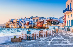 GRČKA UVELA NOVE TAKSE ZA TURISTE Evo koliko će ih plaćati na ova 2 ostrva