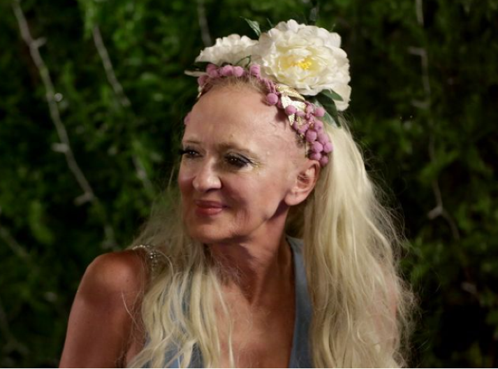 BEBI DOL PROMENILA IME I PREZIME Evo kako se pevačica sada zove!