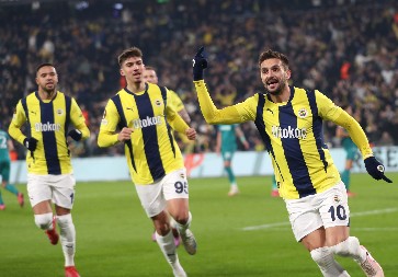 KAKAV ŠOK Švajcarci kvare posao Crvenoj zvezdi, Dušan Tadić dobio neočekivanu ponudu