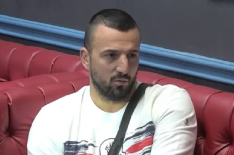 UHAPŠENA SESTRA VLADIMIRA TOMOVIĆA? Jelena probila rampu, pa pokosila dve žene, ovo su detalji