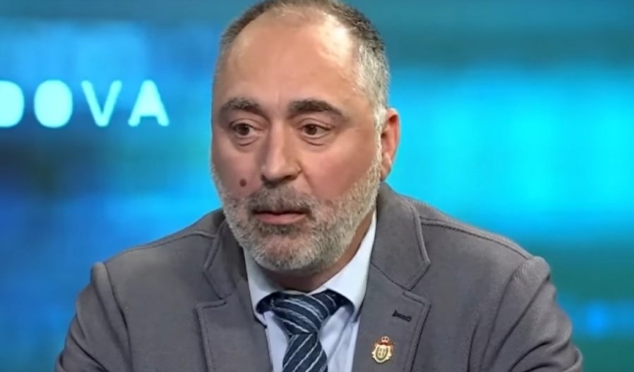 VELIKO PROFESORSKO LICEMERJE Jedan od najglasnijih podržavaoca blokada sedeo u sali i ocenjivao studente!