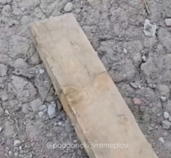 ''OVAKO NEŠTO DO SADA NIJESMO VIDELI'' Kopali temelj za kuću, pa iskopali misteriozno stvorenje, meštani u panici! (VIDEO)