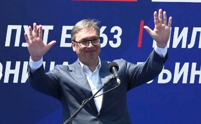 VUČIĆ SE OGLASIO: Mi ne mrzimo nikoga, a svoju zemlju volimo najviše!