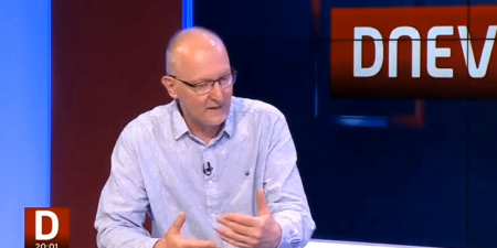 IDEOLOG BLOKADERA JASNO STAVIO DO ZNANJA: Kad mi preuzmemo vlast izbacićemo iz škola i Gračanicu i Svetog Savu! (VIDEO)