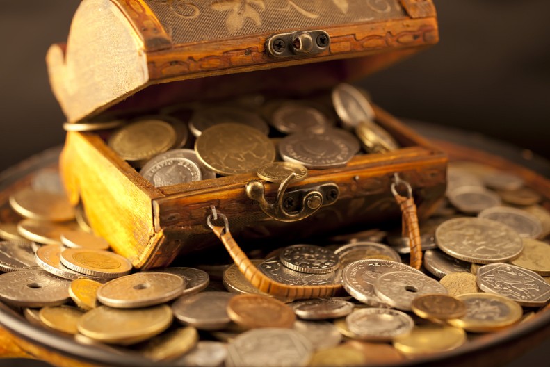 CENE ZLATA NAGLO SKOČILE Nagli pad dolara prouzrokovao drastičnu paniku