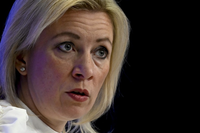 "PERETE RUKE DOK SRBE HAPSE!"Zaharova poručila Briselu: Hapšenje Popovića dokaz da Kurti sprovodi etničko čišćenje!