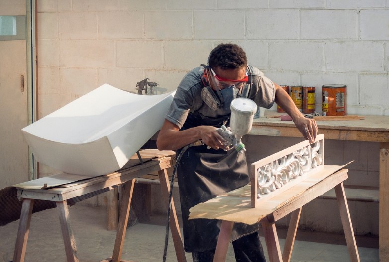 Novac u veštim rukama: Ovi ljudi mesečno zarade i pola miliona dinara od zanata