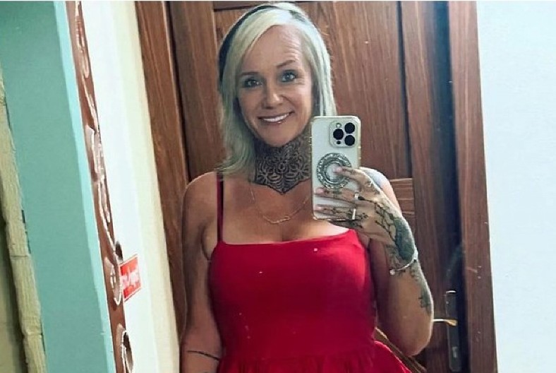 HOROR U ISTANBULU: Turistkinja završila u turskoj ćeliji sa 300 muškaraca zbog garderobe!