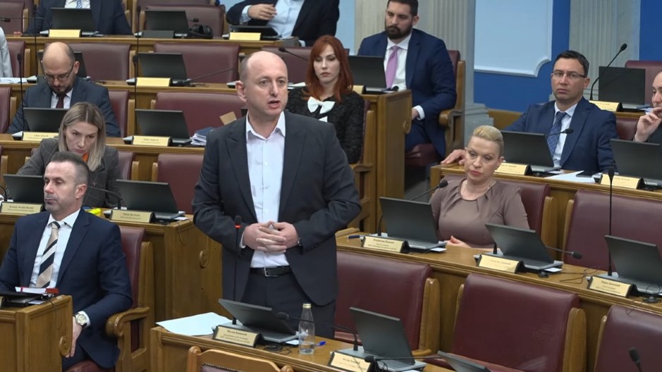 KNEŽEVIĆ: Kako sam kritikovao Katnića i Ivicu Stankovića tako kritikujem Milorada Markovića i Vladimira Novovića – jer sam slobodan čovek!