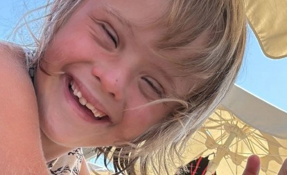 TRAGIČNA SUDBINA DEVOJČICE SA DAUNOVIM SINDROMOM Odbijena za usvajanje preko 20 puta, a onda je stigao on - i uradio ono što niko nije smeo ni da pomisli!