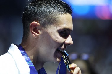 DEDA MU BIO SRBIN, ON PLIVA ZA RUMUNIJU David Popovići oborio evropski rekord i nastavio dominaciju