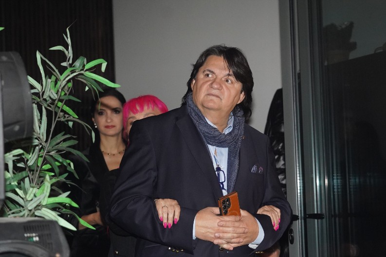 "SPORAZUMNO SMO SE RAZVELI, ISELIO SAM SE IZ STANA U DECEMBRU" Kemiš otkrio sve o krahu braka, nije mogao više da ćuti