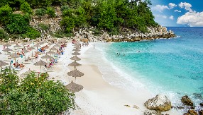 AKO OVO PRIMETITE ODMAH IZAĐITE IZ VODE Znakovi upozorenja na plažama