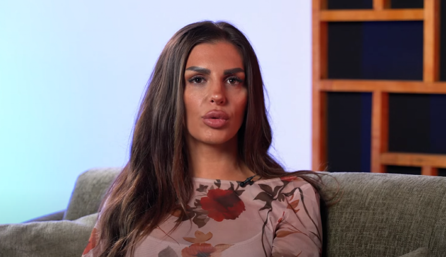 "TO SU BRZE PARE, DOSTA DEVOJAKA SE TIME BAVILO" Evo šta je Ena Čolić radila u prošlosti