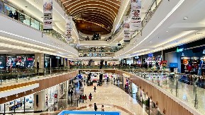 LOPOVI IH „OJADILI“ ZA 3 MILIJARDE EVRA Prodavnice prinuđene da zaključavaju robu