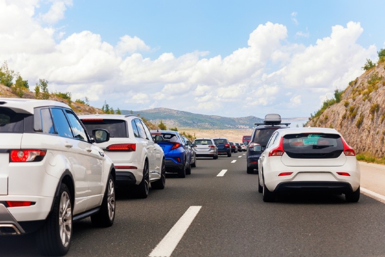 VOZAČI, NAORUŽAJTE SE STRPLJENJEM! Očekuje se haos za vikend, oglasili se iz "Puteva Srbije"