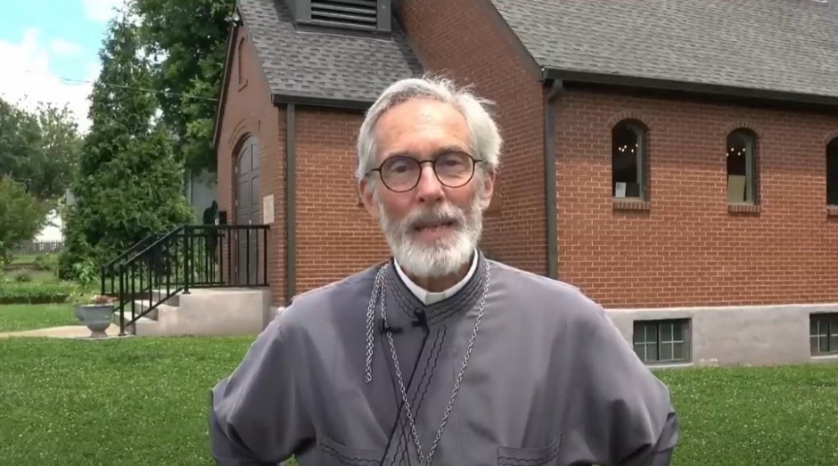 BOG GA DOVEO DO SRBIJE! Kako je jedan Amerikanac postao srpski sveštenik (VIDEO)