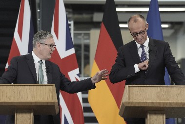 ŠTA PRIČAJU OVI!? Evropski lideri zakukali pred samit Putina i Trampa, zaboravili su na Kosovo!