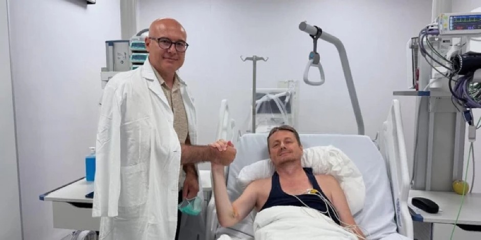 VUČEVIĆ POSETIO GLIŠIĆA Objavio fotografiju iz bolnice, pa poručio samo jednu stvar