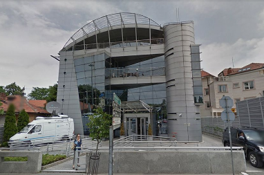 SKANDAL U ZGRADI PINKA Rijaliti učesnik smranu stvar uradio pred kamerama, voditeljka ga izbacila iz studija!