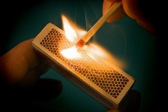 BOJANOVIĆ: Deset maskiranih osoba pokušalo da podmetne požar na brdu Gorica!