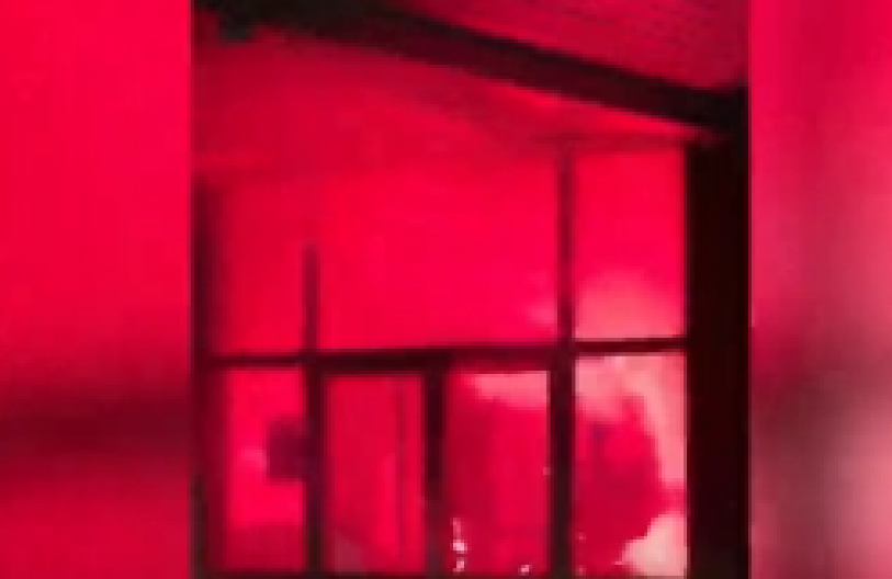 DEMOLIRANO TUŽILAŠTVO, PROSTORIJE SNS-A I ZGRADA UPRAVE! Počelo hapšenje u Valjevu