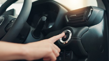 VOZAČI SU PODELJENI OKO TOGA DA LI TREBA KORISTITI START-STOP SISTEM U AUTOMOBILU Jednu stvar ističu kao glavnu manu