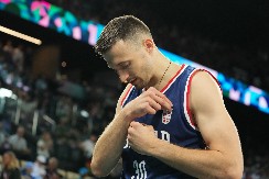 SUPRUGA UVEK UZ ALEKSU Ova misteriozna lepotica je najveća podrška heroja Srbije, o njoj se zna samo jedno (FOTO)