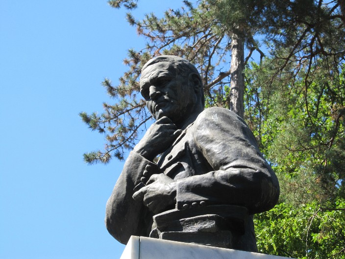 Obeležena godišnjica smrti humaniste, kriminologa i velikog prijatelja Srbije dr Arčibalda Rajsa