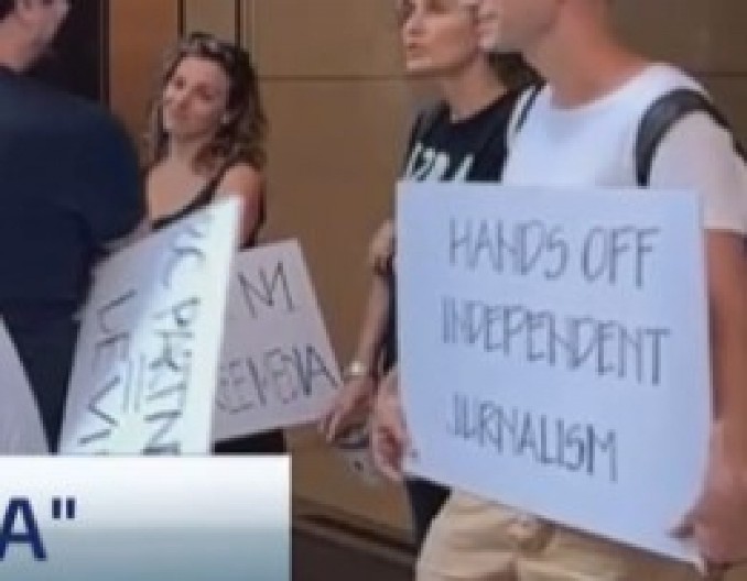 BLAMČINA USRED NJUJORKA! Blokaderi pokazali koliko su nepismeni (FOTO)