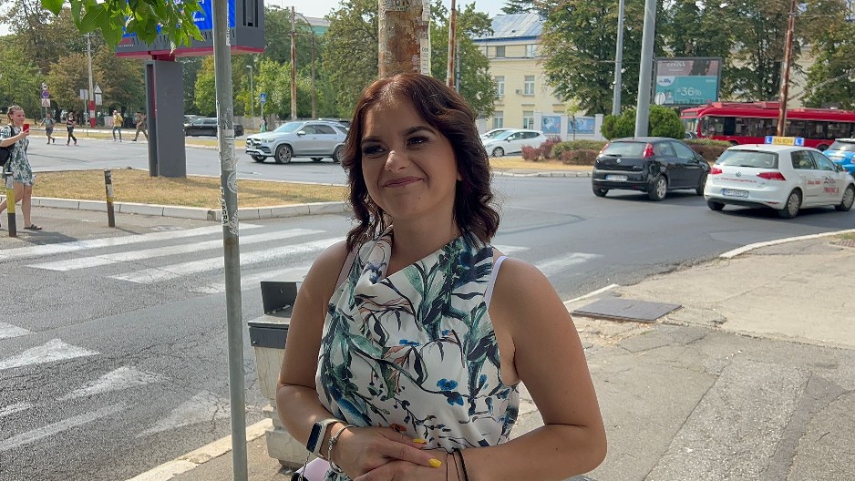 "LAŽE DA JE SILOVANA, TUKLA ME JE I UKRALA NOVAC IZ KUĆE" Optužena da je uništila vezu Kristijana i Kristine, a njena baka udarila nikad jače!