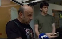 PROFESOR POČISTIO BLOKADERE I NJIHOVE MEDIJSKE SPONZORE! Počeo da propituje, jedna krenula da glumi nesvesticu, zakukali: Gasite kamere, gasite kamere!