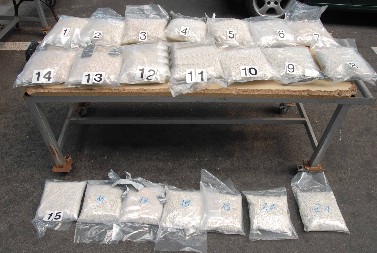 RAZBIJEN BALKANSKI KLAN U AUSTRIJI Pali sa drogom vrednom preko 2 miliona evra, zaplenjeno 30 kilograma kokaina