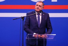MOŽE LI OVO RUSIJA DA IZVEDE? Dodik otkrio šta je tražio od Moskve zbog situacije u BiH!