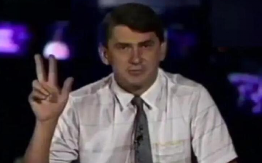 RISTO JE NA POČETKU SVAKOG DNEVNIKA IZGOVARAO "POMAŽE BOG" Ta njegova prkosna 3 prsta su ga ratne '94. poslale u najgoru moguću SMRT