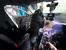 CARINICI OTVORILI GEPEK, A UNUTRA ŠOK Sakrio robu od 52.000 evra! (FOTO)