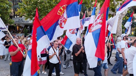 PROCENA BIA: Na skupovima protiv blokada 145.000 građana, na skupovima blokadera samo 5.500 blokadera