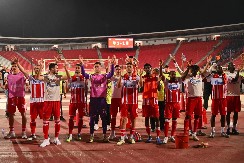 OD ČEGA SU SATKANI CRVENO-BELI? Zvezdu čeka paklen raspored, slede bitke na više frontova