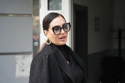 ''ČULI SMO DA SE DOSELJAVA'' Ceca kupila plac na Avali, pravi velelepnu vilu, isplivali detalji