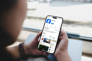 FEJSBUK KORISNICIMA USKORO LEŽE NOVAC NA RAČUNE Evo koliko dobijaju