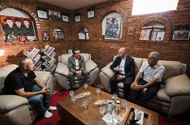 SANJA ZLOČINAČKU TVOREVINU! Kurti opet preti "velikom Albanijom"