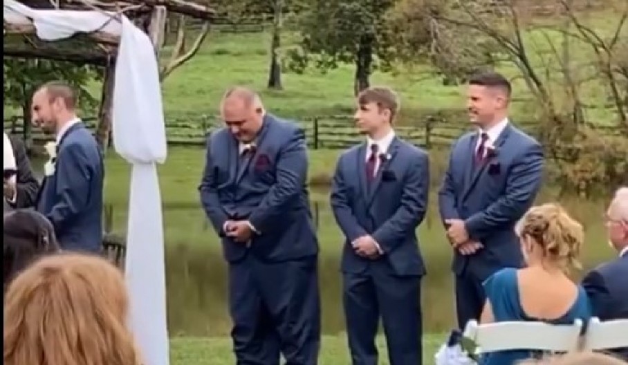 OBAVEZNO PROVERITE I UZMITE U OBZIR Prema starim verovanjima ove osobe nikako ne bi smele da vam budu kumovi