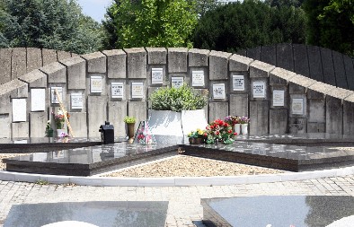 PORODICA TRAŽILA HITAN PREMEŠTAJ Legendarni glumac više ne počiva u Aleji zaslužnih građana!