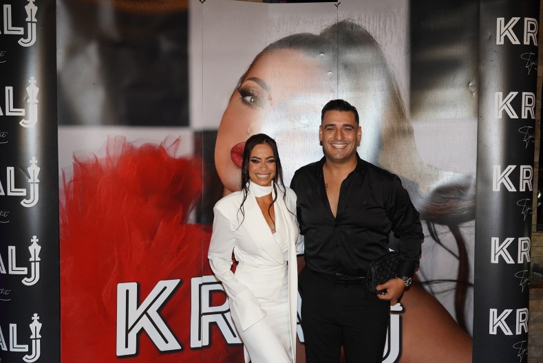 "DARKO JE ODVRATAN, UBIĆE NEKOGA" Pevačica ogorčena, osula paljbu po Laziću!