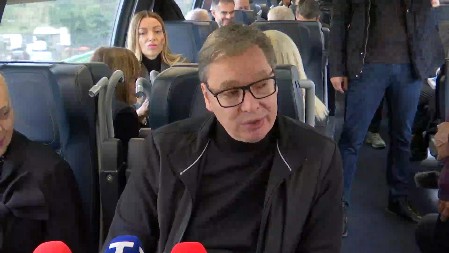 "NEĆE BITI BENZINA U KANTICAMA" Vučić: Građani ne moraju da brinu (VIDEO)