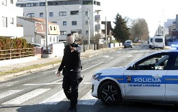 LETELI 70 METARA U PROVALIJU PA ZAVRŠILI U MORU Novi detalji užasa kod Senja, poznat identitet četvoro nastradalih