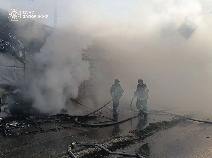 RUSI TEŠKO OŠTETILI INFRASTRUKTURU! Brutalni napadi na region Zaporožje i Černihiv