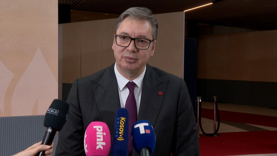 "SVI SE SPREMAJU ZA RAT!" Jedan od najuticajnijih političkih komentatora podelio Vučićeve reči upozorenja (VIDEO)